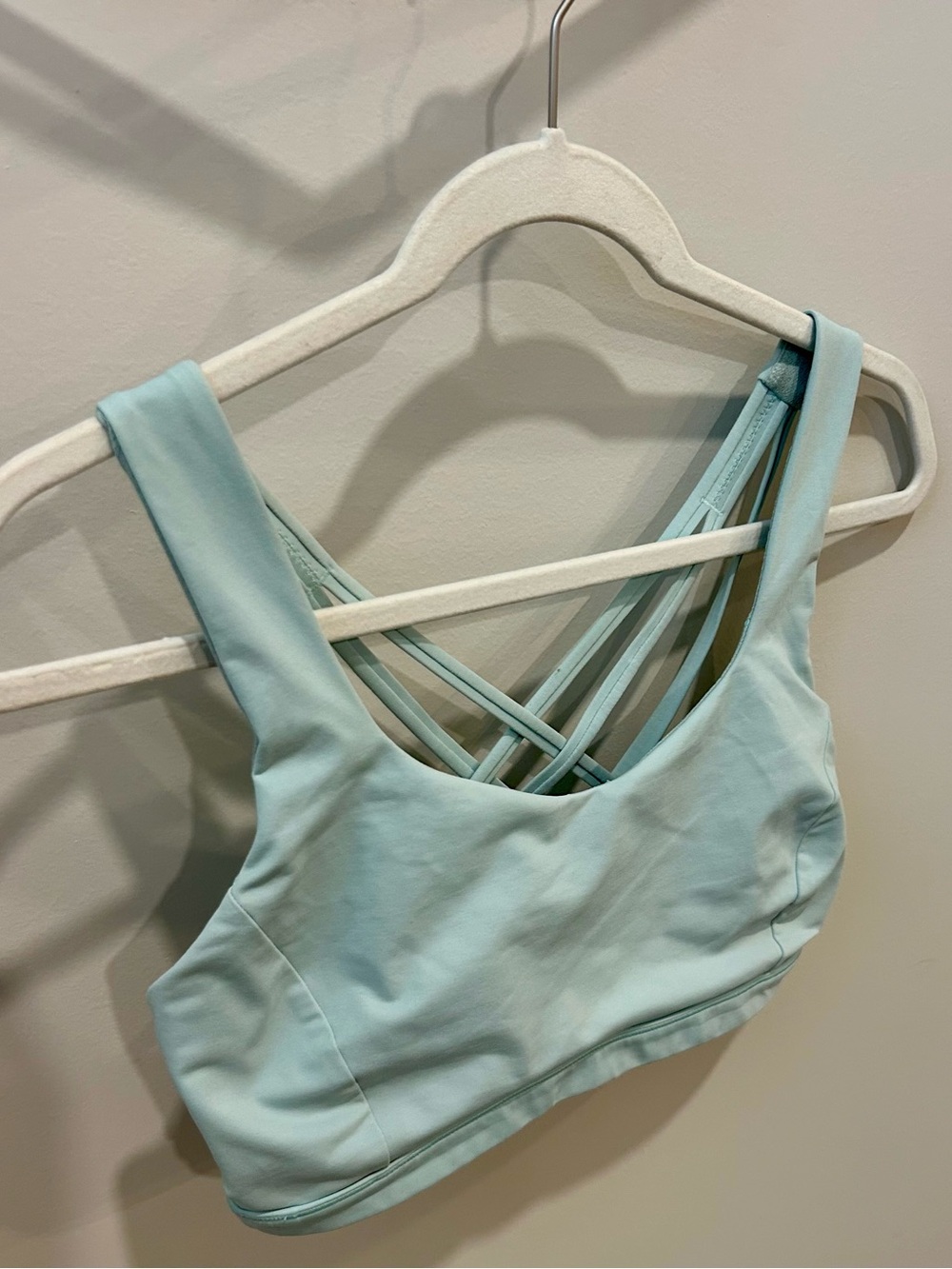 Lululemon mint sports bra size 8